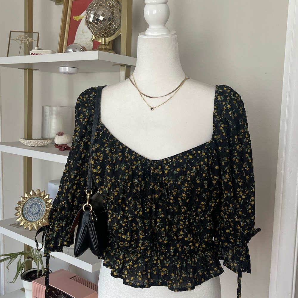 Floral Black Ruched Crop Women's Top Size 18